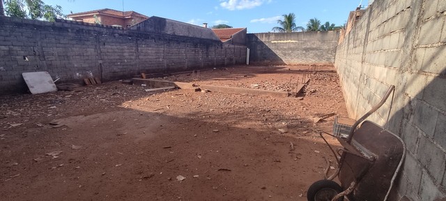 Terreno Cândido Portinari 12×30 (360m²) Terreno Cândido Portinari 12×30 (360m²)