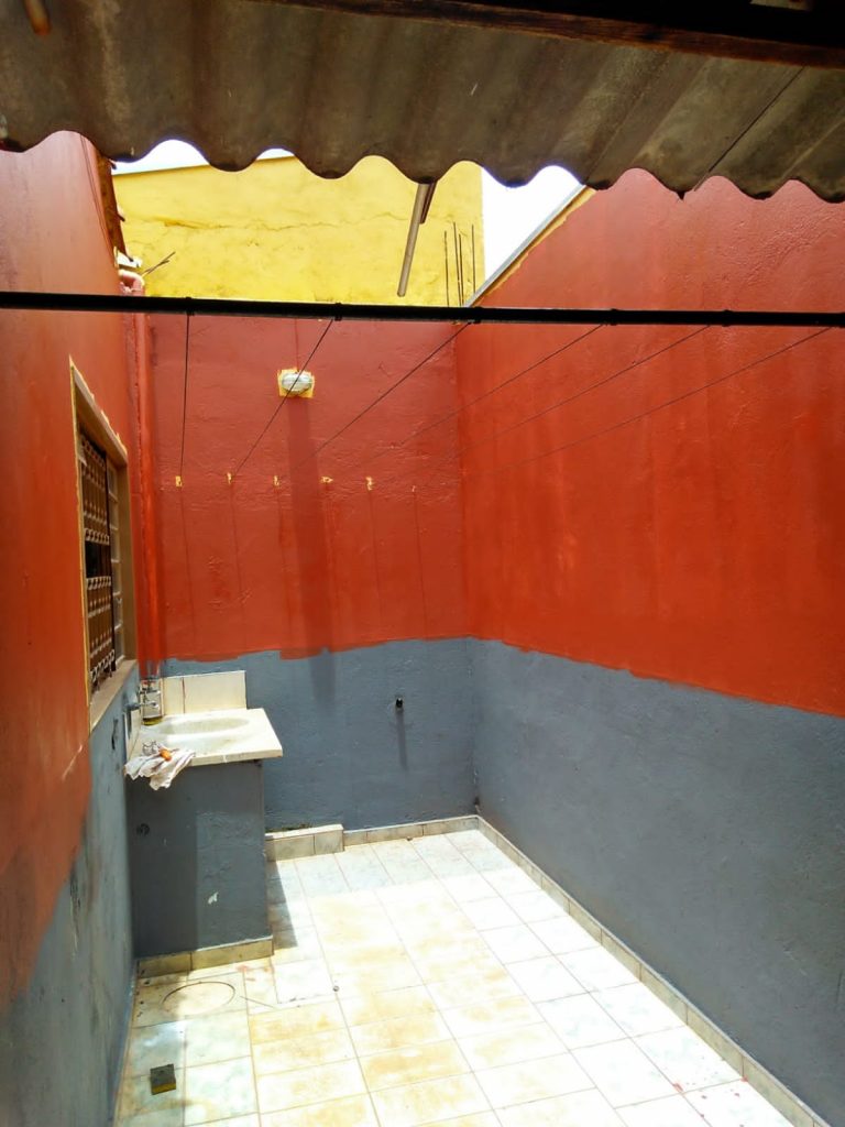 Casa com salão comercial – Parque São Sebastião Casa com salão comercial – Parque São Sebastião