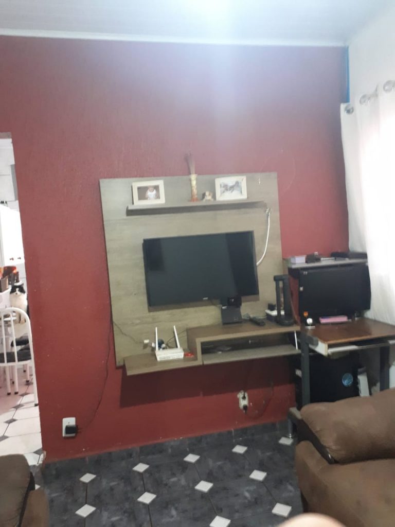 Casa 4 dorm sendo duas suíte