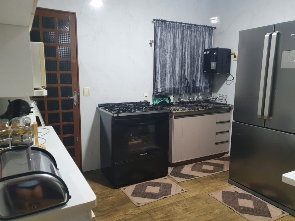 Casa Jardim Jamil Seme Cury, 3 dorm com suíte e piscina Casa Jardim Jamil Seme Cury, 3 dorm com suíte e piscina