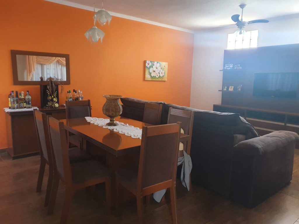 Casa Jardim Jamil Seme Cury, 3 dorm com suíte e piscina Casa Jardim Jamil Seme Cury, 3 dorm com suíte e piscina