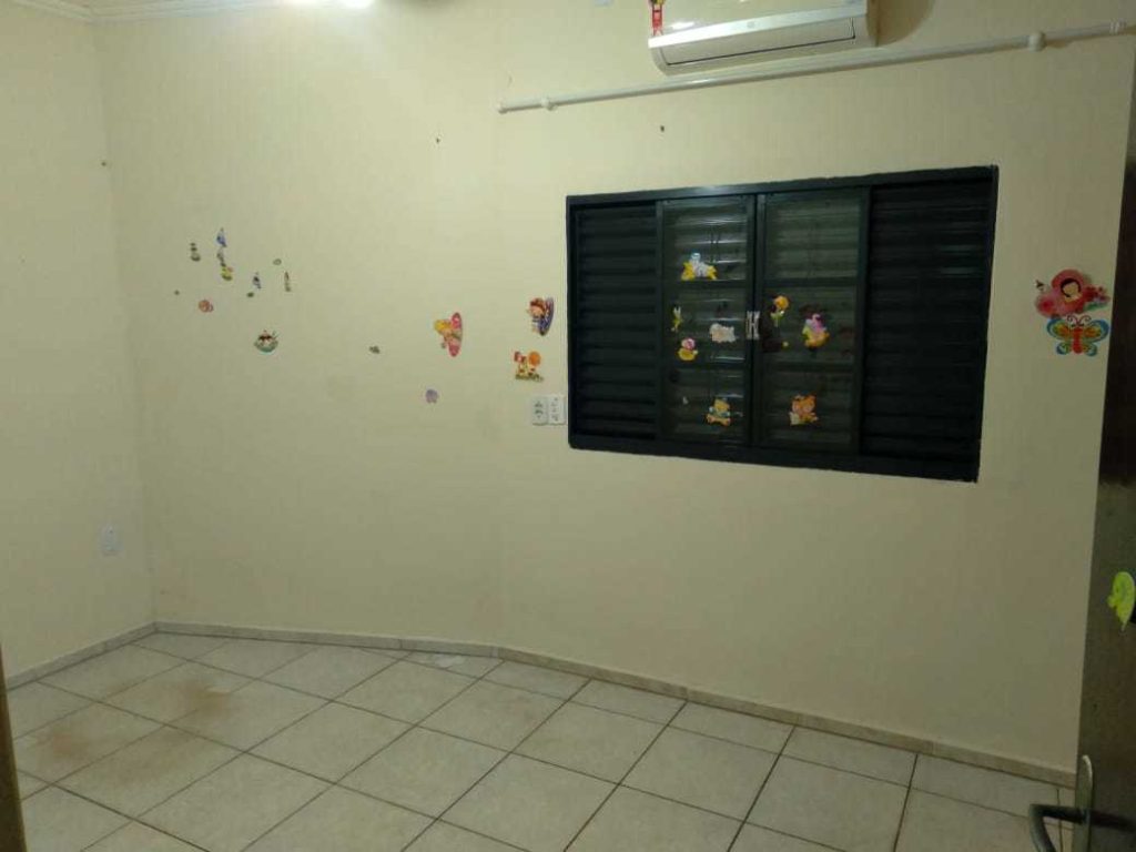 Casa 3 dormitórios com área gourmet