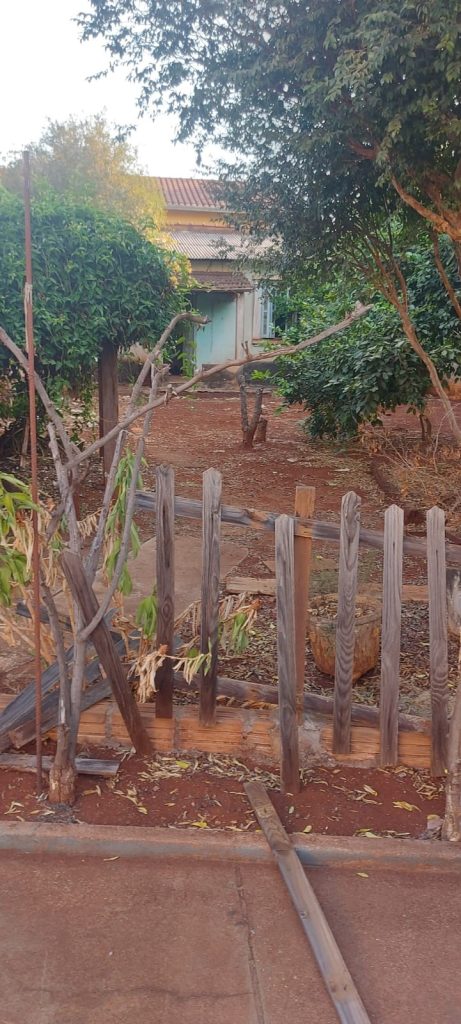 Casa com terreno amplo no bairro Campos Elíseos Casa com terreno amplo no bairro Campos Elíseos