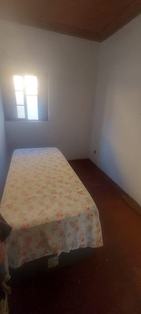 Casa com terreno amplo no bairro Campos Elíseos Casa com terreno amplo no bairro Campos Elíseos