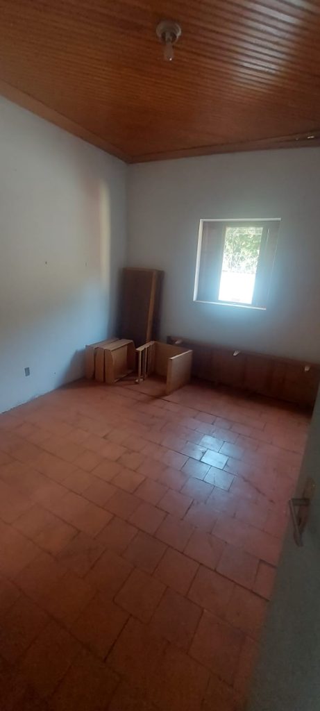 Casa com terreno amplo no bairro Campos Elíseos Casa com terreno amplo no bairro Campos Elíseos
