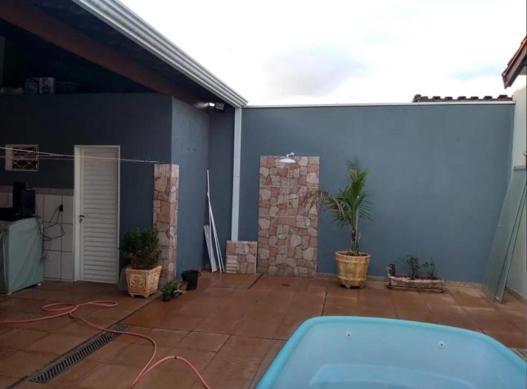 Casa 2 dormitócios com piscina e área Gourmet – Planalto Verde Casa 2 dormitócios com piscina e área Gourmet – Planalto Verde