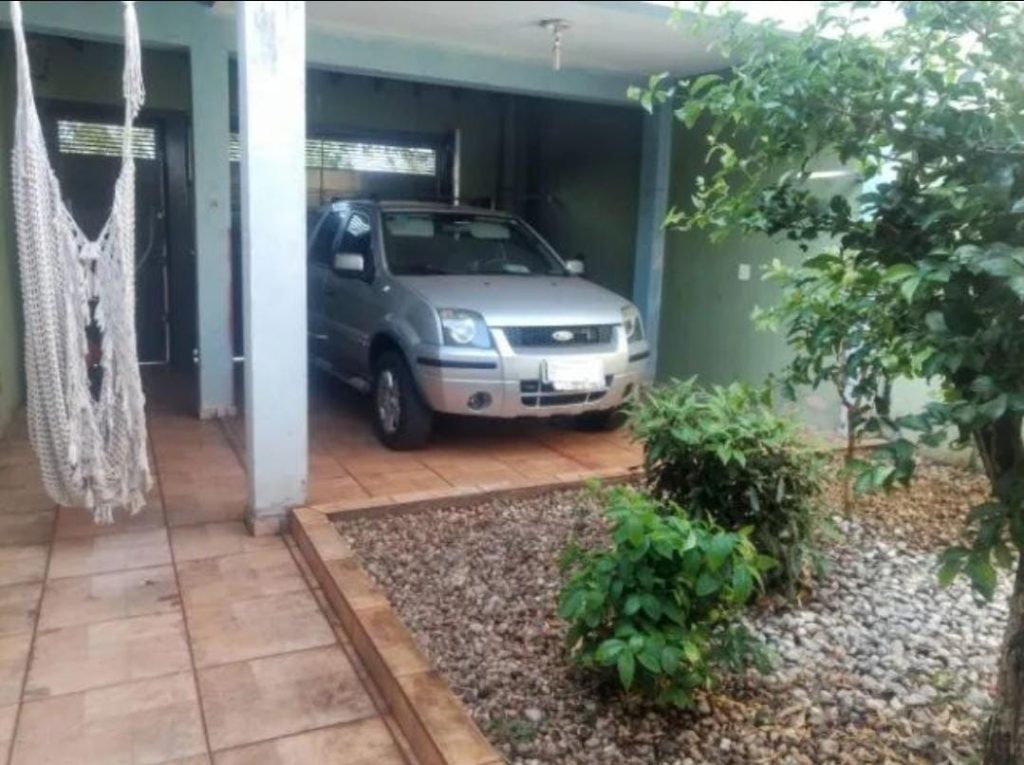 Casa com Suíte Casa com Suíte