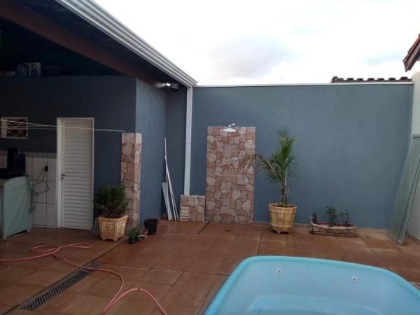 Casa 2 dormitócios com piscina e área Gourmet – Planalto Verde