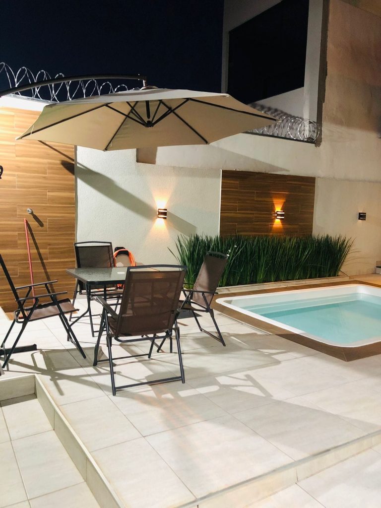 Casa com Piscina