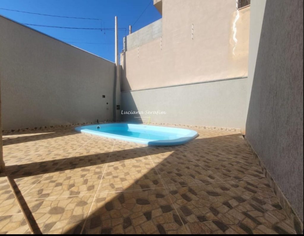 Linda casa Nova Sumarezinho com Piscina