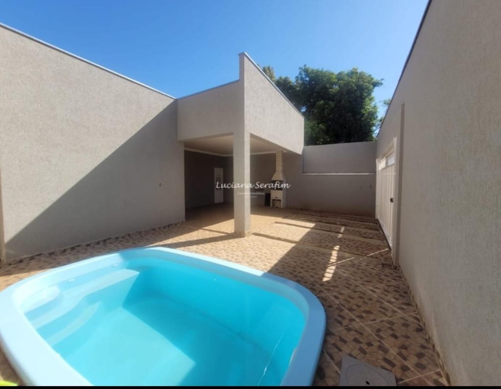 Linda casa Nova Sumarezinho com Piscina