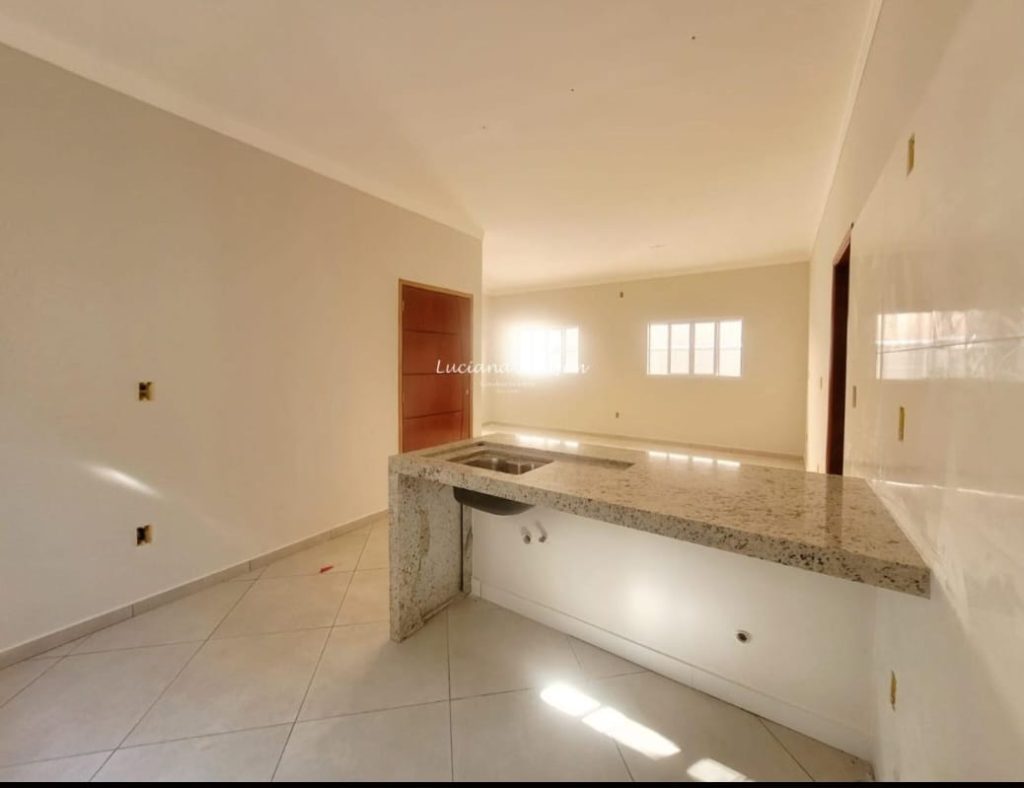 Linda casa Nova Sumarezinho com Piscina