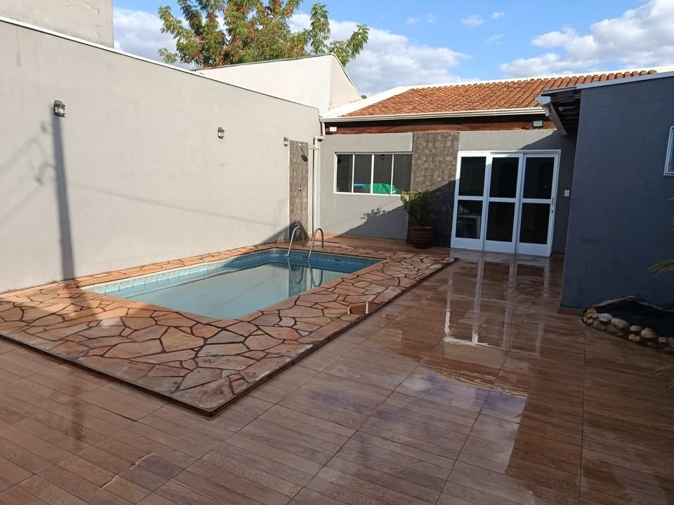 CASA RESIDENCIAL/ÁREA DE LAZER – RIBEIRÃO VERDE