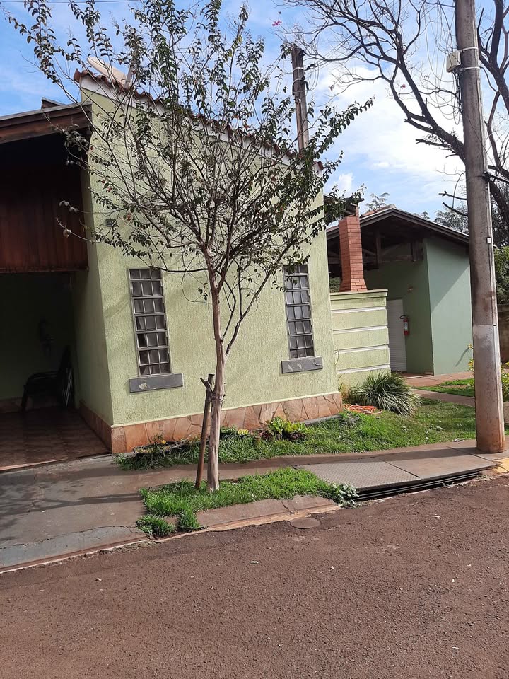 Casa em condomínio fechado