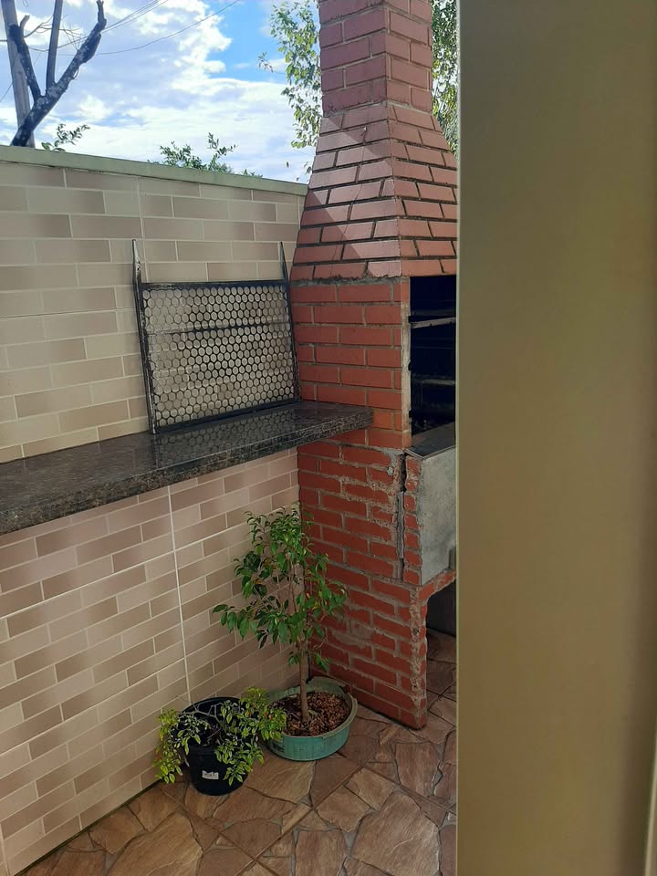 Casa em condomínio fechado