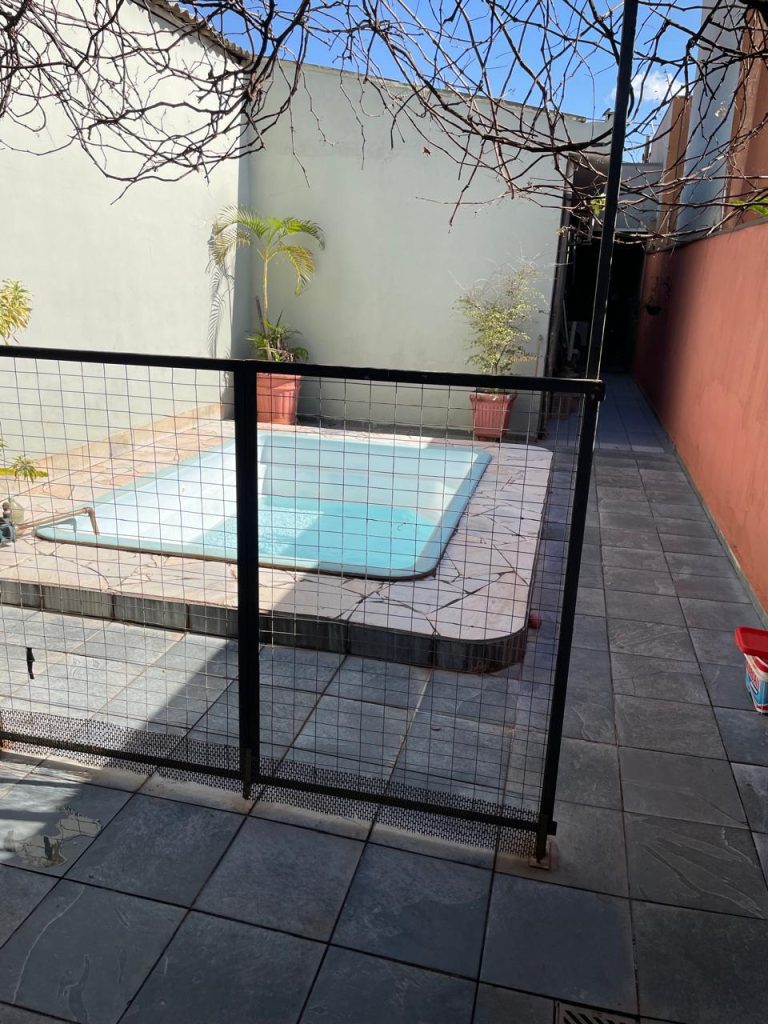 CASA ALTO DO IPIRANGA COM PISCINA