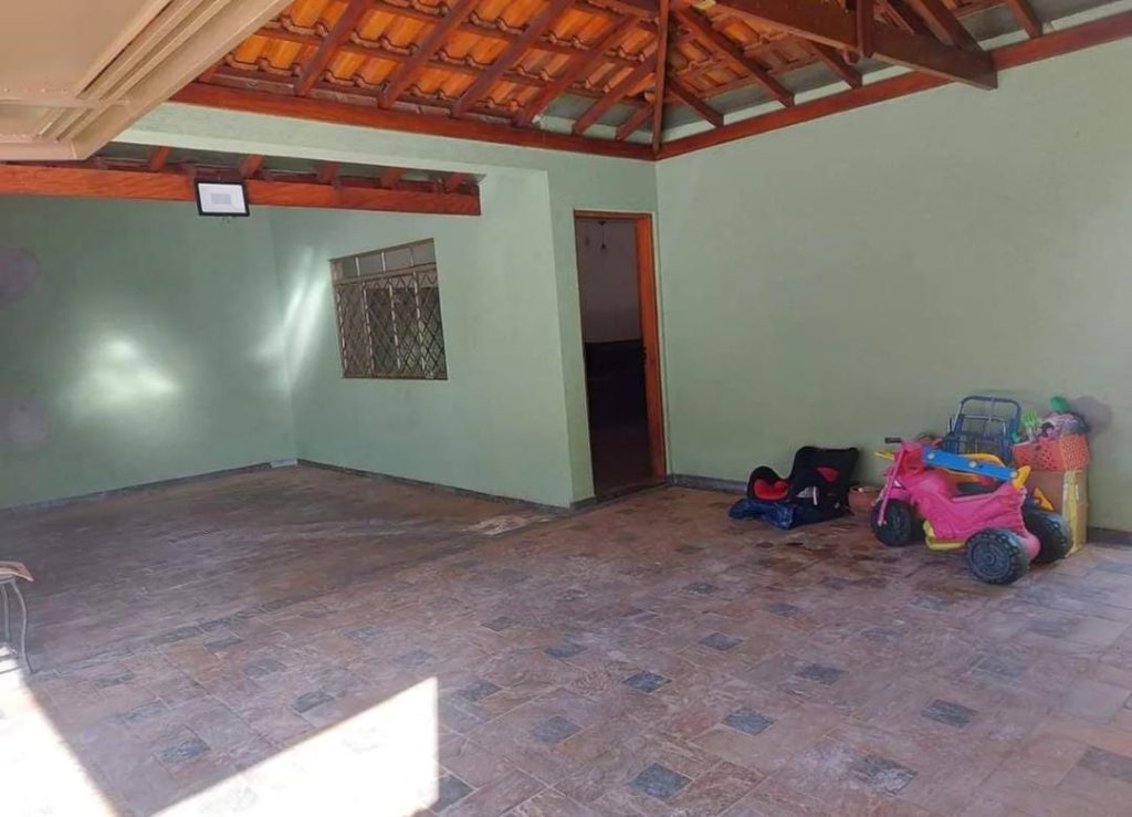 Casa no Recreio Anhanguera com piscina e área gourmet