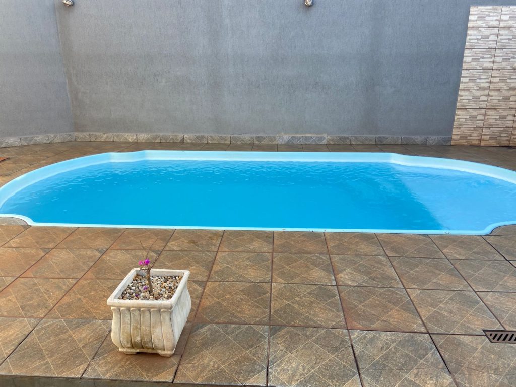 LINDA ÁREA DE LAZER PORTEIRA FECHADA