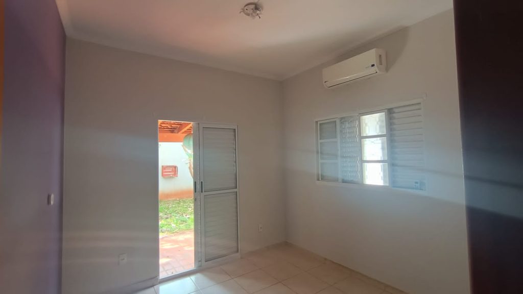 Casa bairro Ângelo Jurca