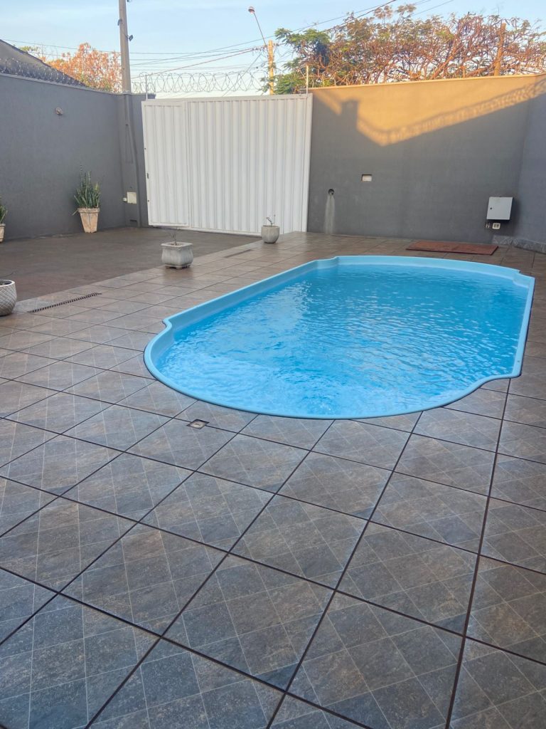 LINDA ÁREA DE LAZER PORTEIRA FECHADA