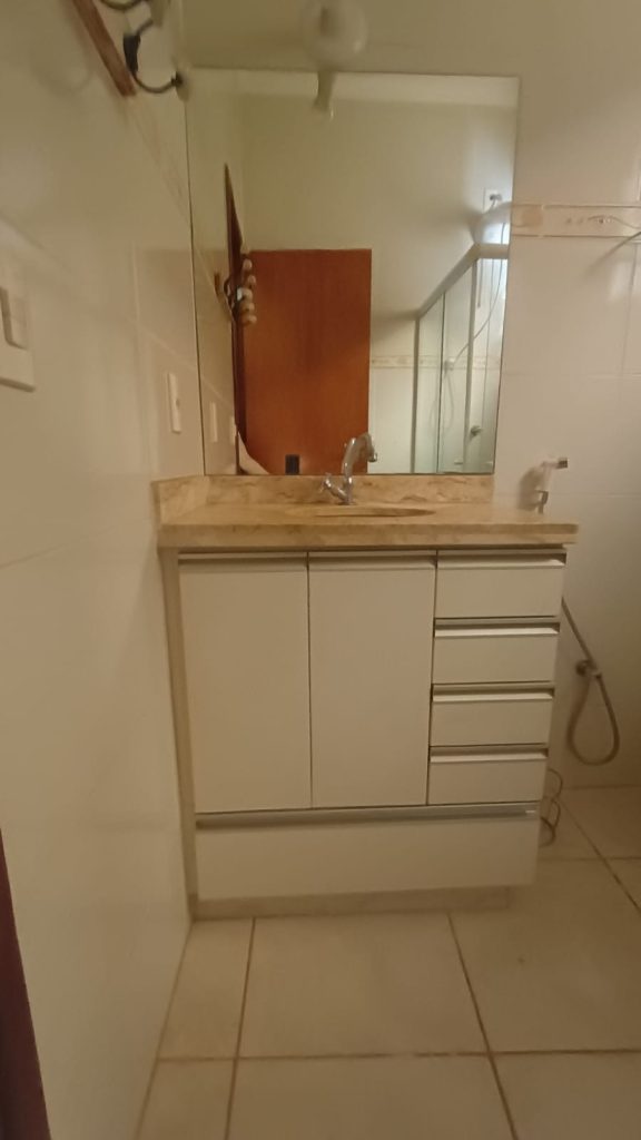 Casa bairro Ângelo Jurca