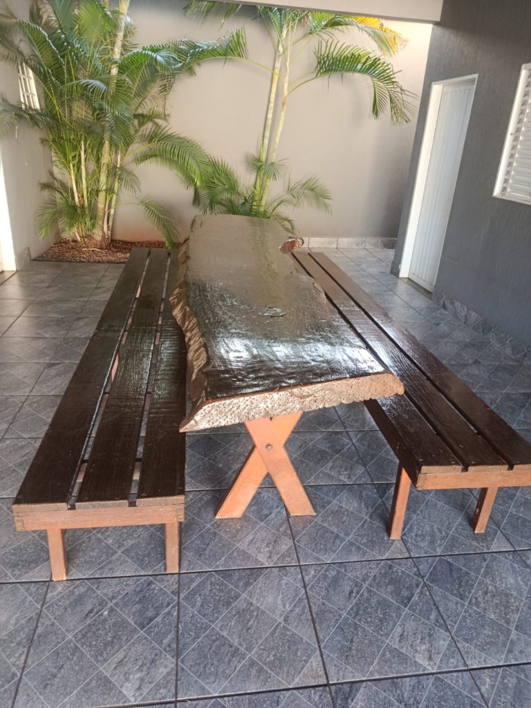 LINDA ÁREA DE LAZER PORTEIRA FECHADA