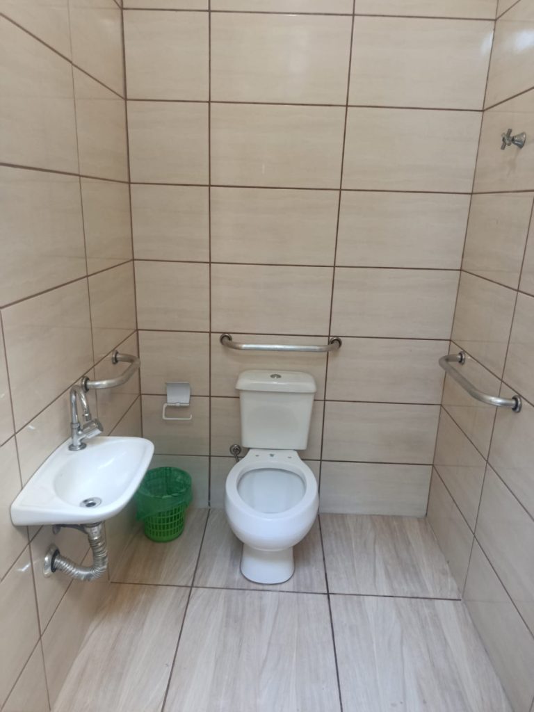 LINDA ÁREA DE LAZER PORTEIRA FECHADA