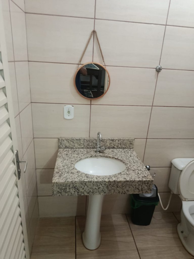 LINDA ÁREA DE LAZER PORTEIRA FECHADA