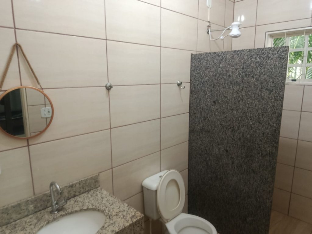 LINDA ÁREA DE LAZER PORTEIRA FECHADA