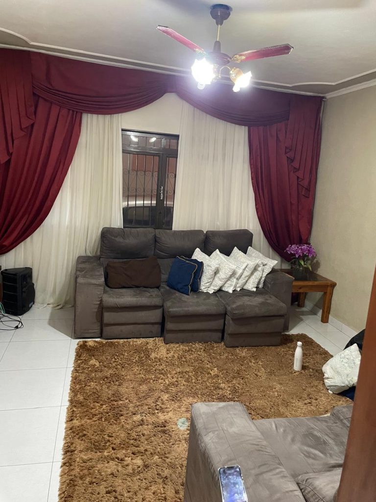 CASA ALTO DO IPIRANGA COM PISCINA