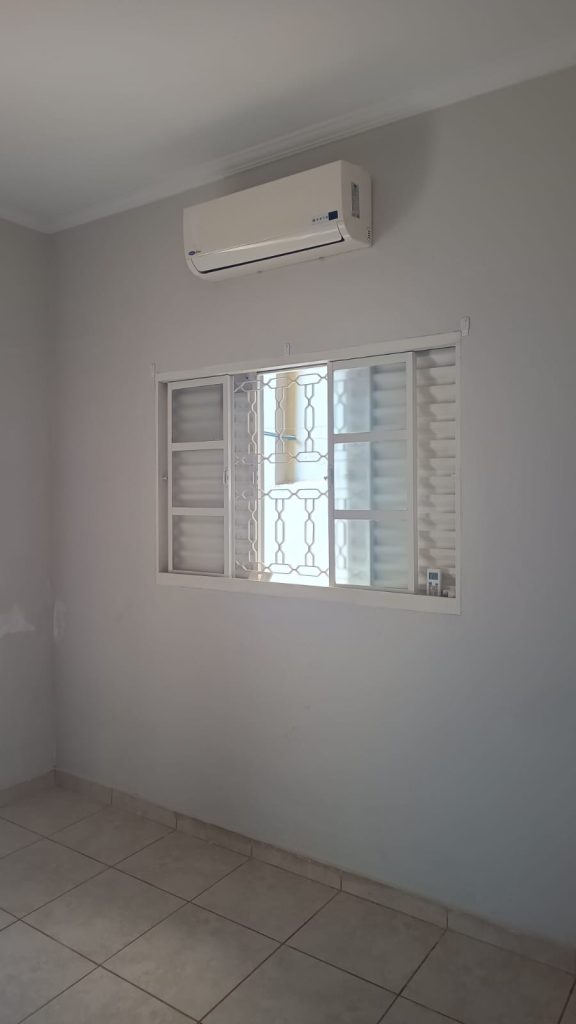 Casa bairro Ângelo Jurca