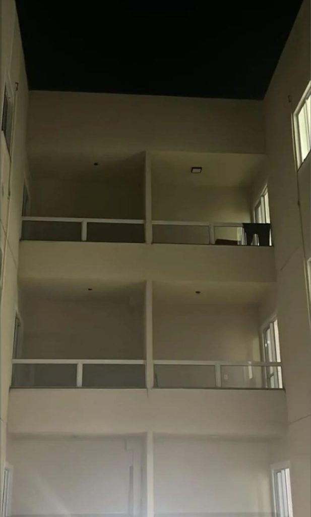 Apartamento com sacada