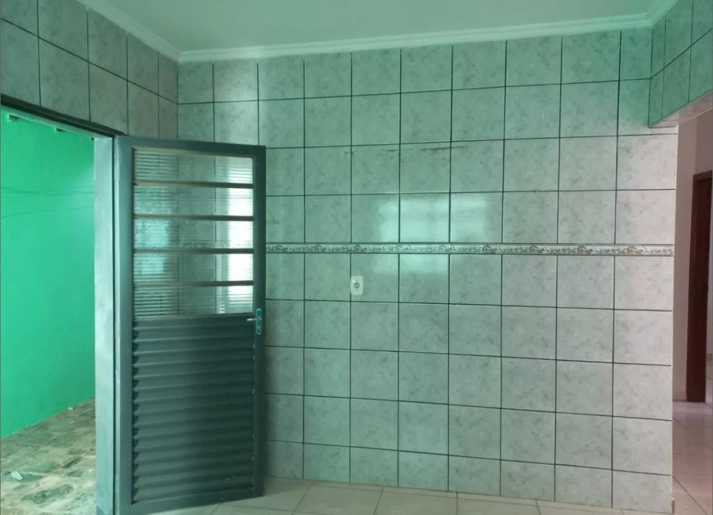 Casa com Piscina Zona Norte