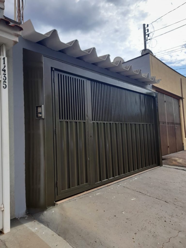 CASA À VENDA NO IPIRANGA – LOCALIZAÇÃO IMBATÍVEL