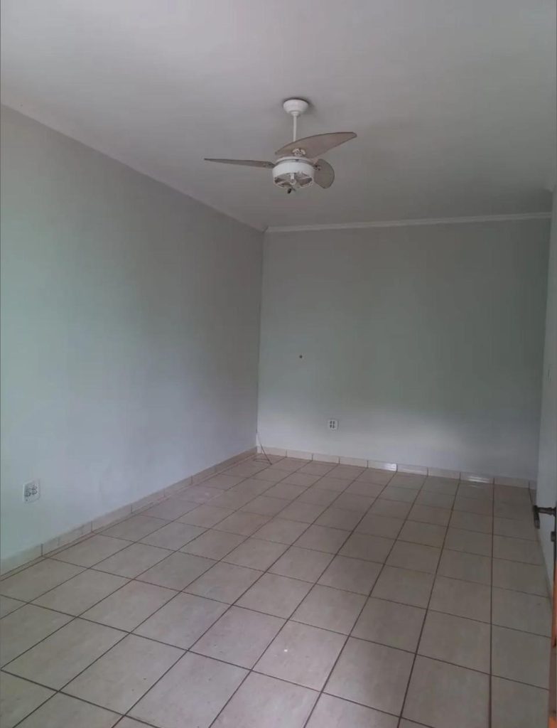 Casa com Piscina Zona Norte