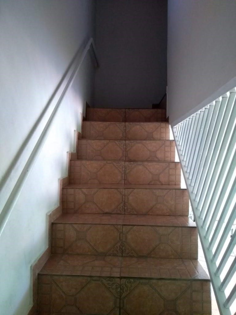 Casa com Área de Lazer – Parque dos Pinus