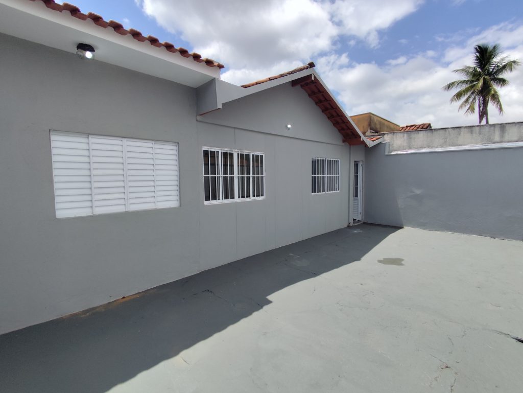 🏡 OPORTUNIDADE IMPERDÍVEL – CASA NOVA COM EDÍCULA! 🏡