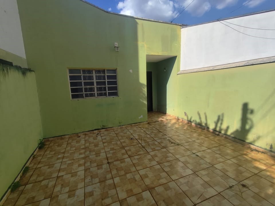 CASA À VENDA – ÓTIMA OPORTUNIDADE PLANALTO VERDE