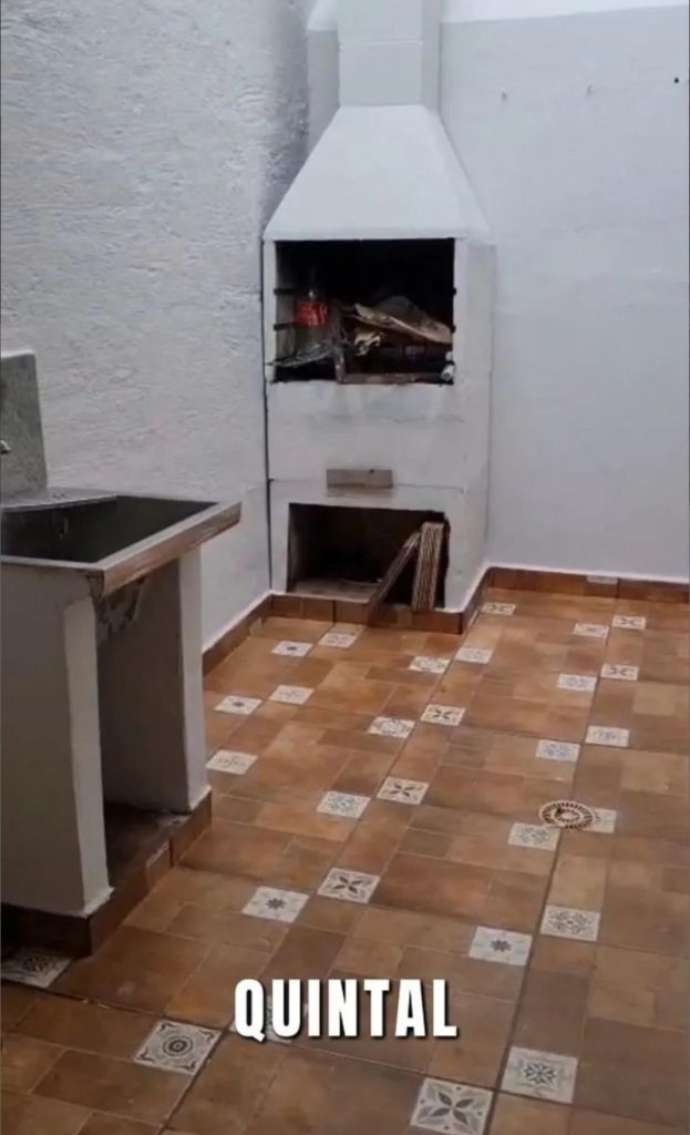CASA À VENDA – CAMPOS ELÍSEOS