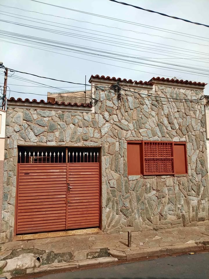 CASA À VENDA NO CAMPOS ELÍSEOS – RIBEIRÃO PRETO/SP