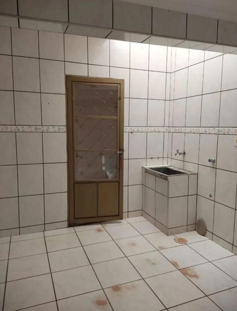 CASA À VENDA NA ÁREA NOBRE DO BAIRRO IPIRANGA