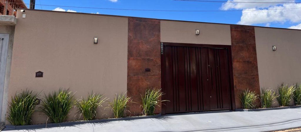 CASA À VENDA NO CÂNDIDO PORTINARI – ESPAÇO, LAZER E QUALIDADE DE VIDA!