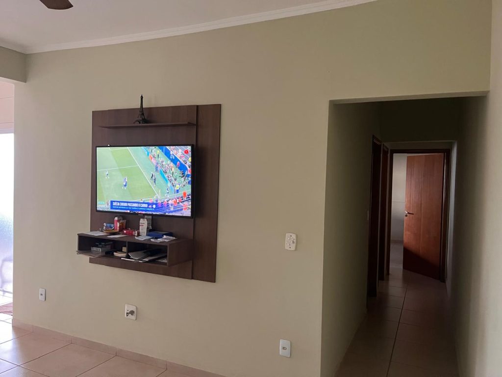 CASA À VENDA NO CÂNDIDO PORTINARI – ESPAÇO, LAZER E QUALIDADE DE VIDA!
