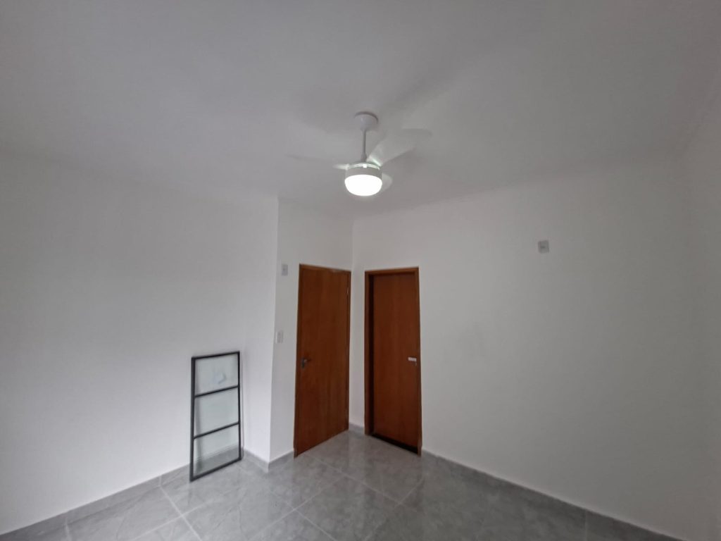 CASA À VENDA – PARQUE SÃO SEBASTIÃO