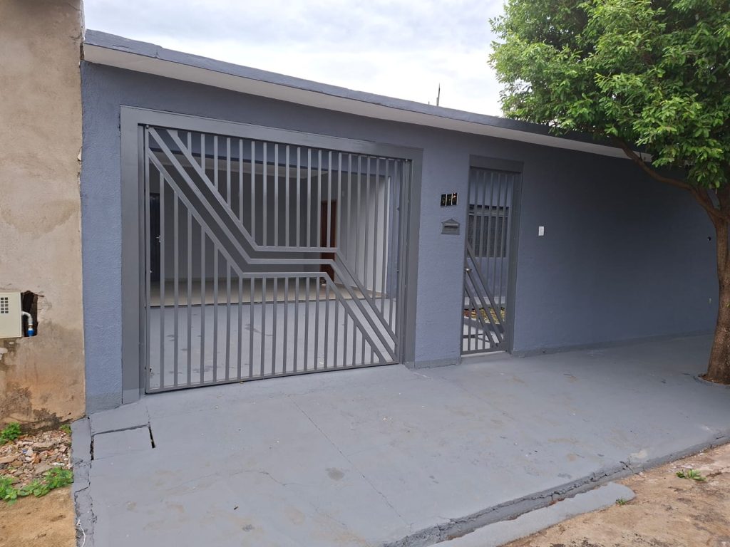 CASA À VENDA – PARQUE SÃO SEBASTIÃO