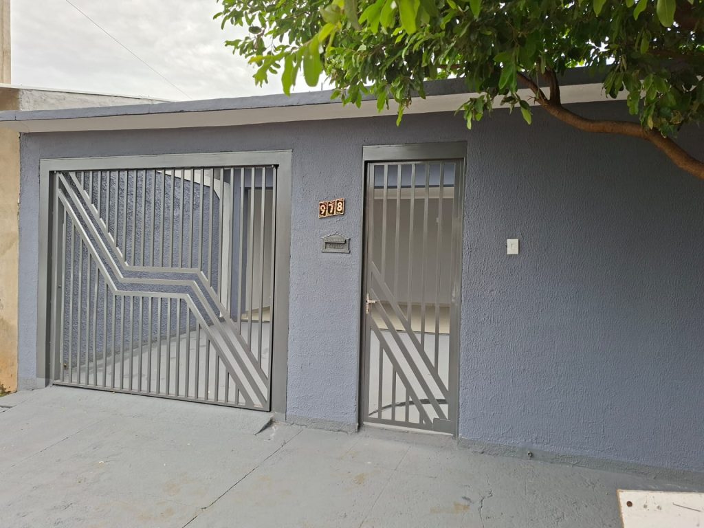 CASA À VENDA – PARQUE SÃO SEBASTIÃO