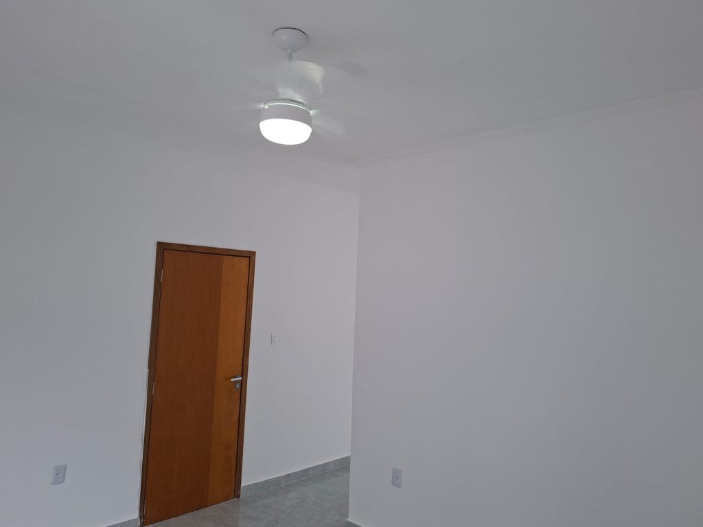 CASA À VENDA – PARQUE SÃO SEBASTIÃO