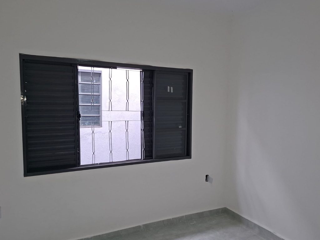 CASA À VENDA – PARQUE SÃO SEBASTIÃO